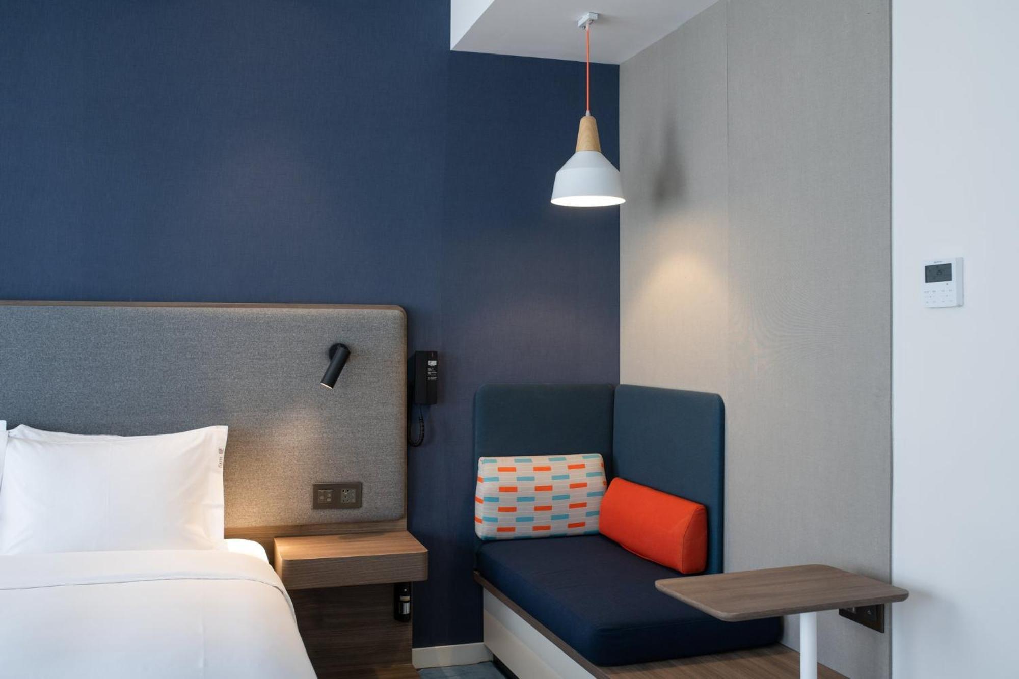 Holiday Inn Express Zhuhai Gongbei By Ihg Exteriér fotografie